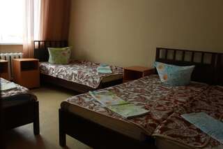 Хостел Северянка Тобольск Односпальная кровать в общем номере с 4 кроватями-4
